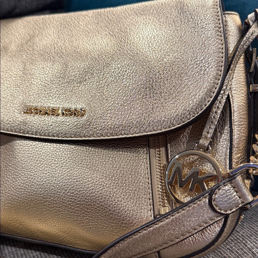 Michael Kors Metallic Gold Shoulder Bag new purse handbag MK tote designer care - Picture 4 of 10